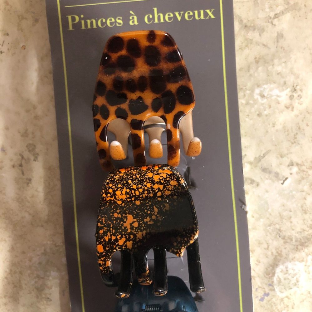3 Set Multicolor Hair Clips - Picture 2 of 3